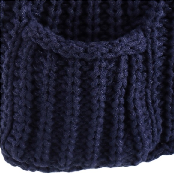 Chunky Knit Black Sweater Vest - Picture 6 of 7